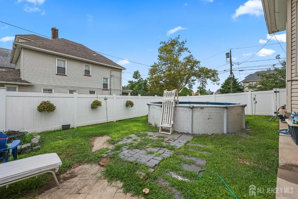 124 kearny Avenue Perth Amboy, NJ 08861