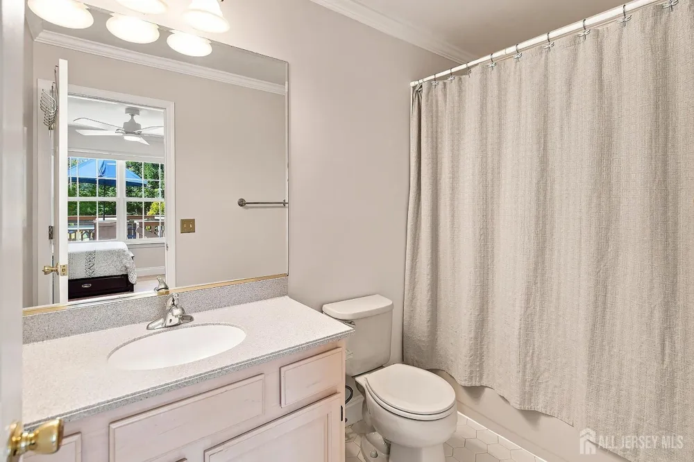 41 High Pointe Way Old Bridge, NJ 07747