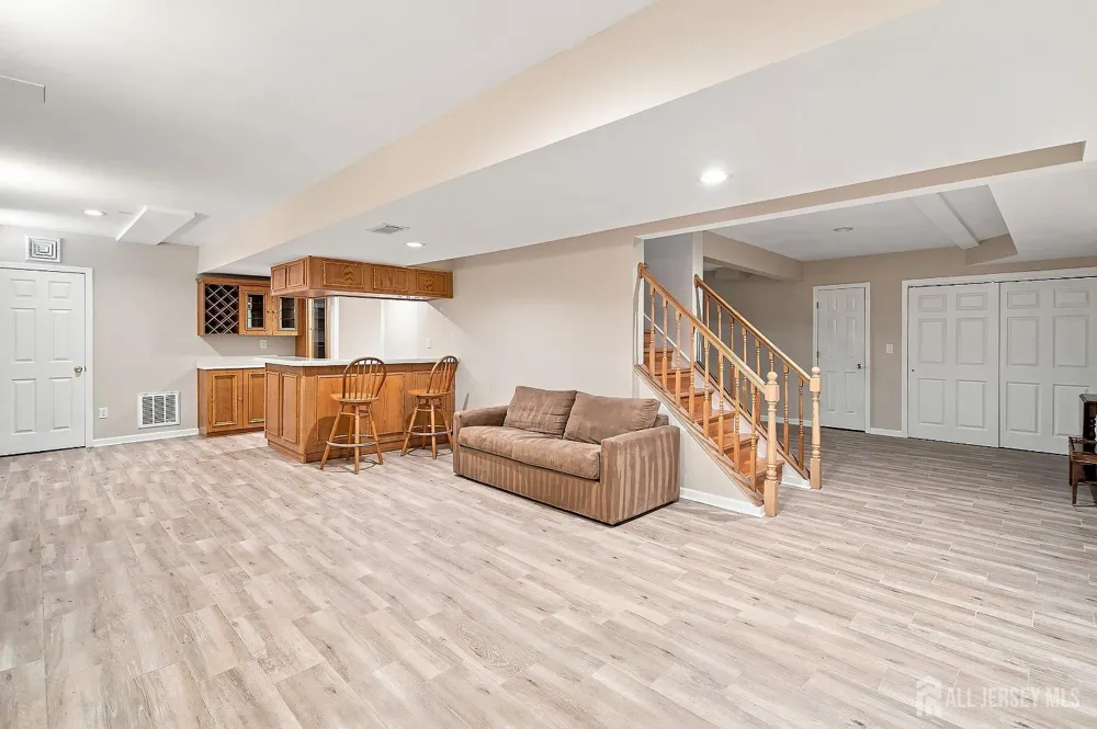 41 High Pointe Way Old Bridge, NJ 07747