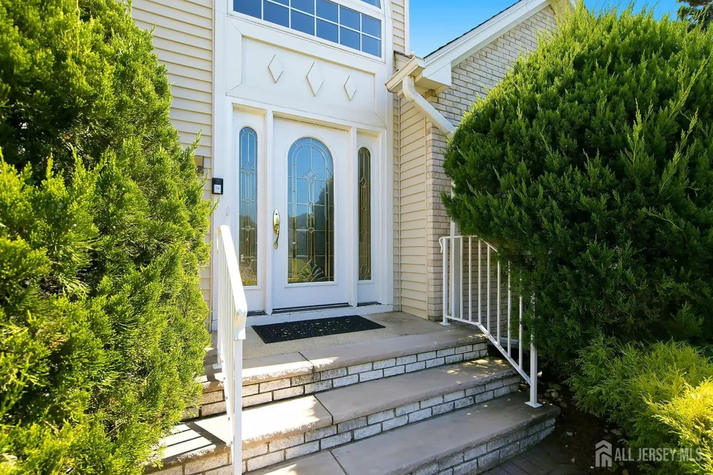 41 High Pointe Way Old Bridge, NJ 07747