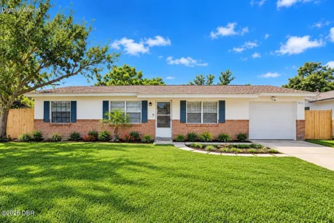 1217 Arroyo Parkway