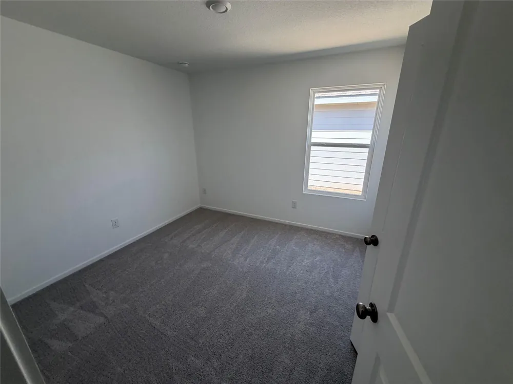 346 Lucia Cleveland, TX 77327