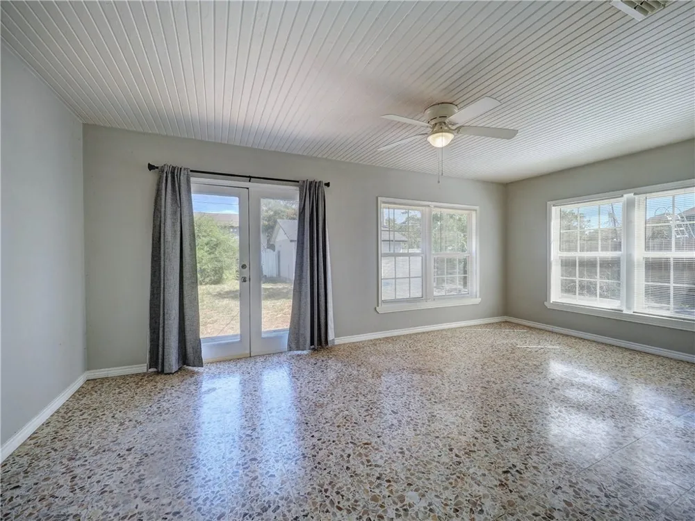 225 S Whitney Street Aransas Pass, TX 78336