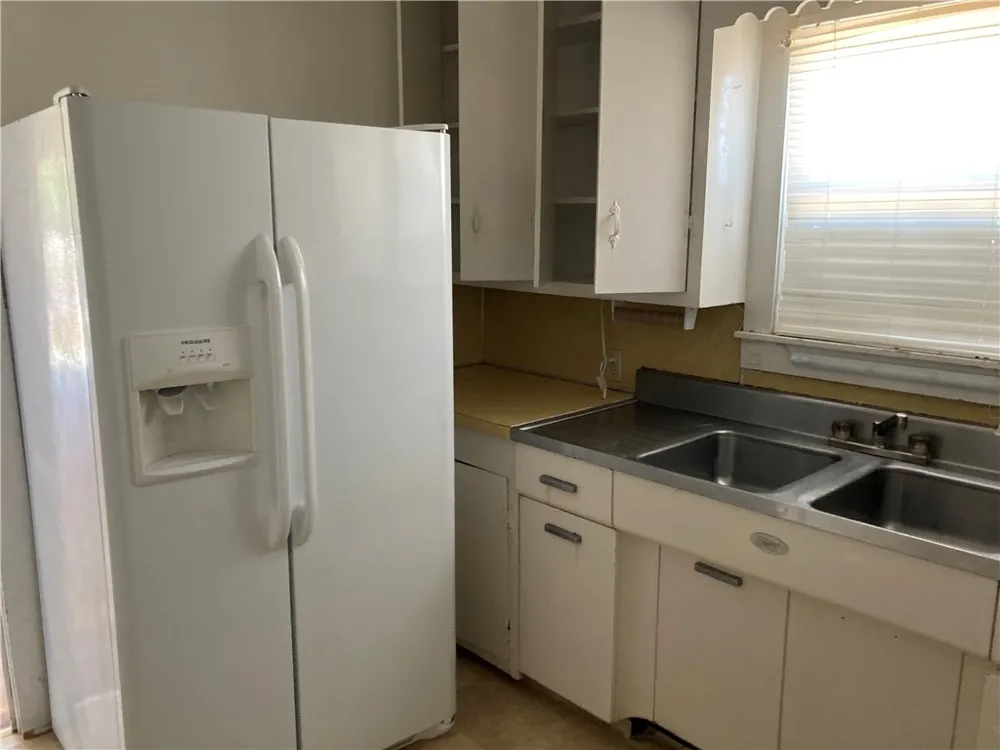 401 E Chapultepec Avenue San Diego, TX 78384