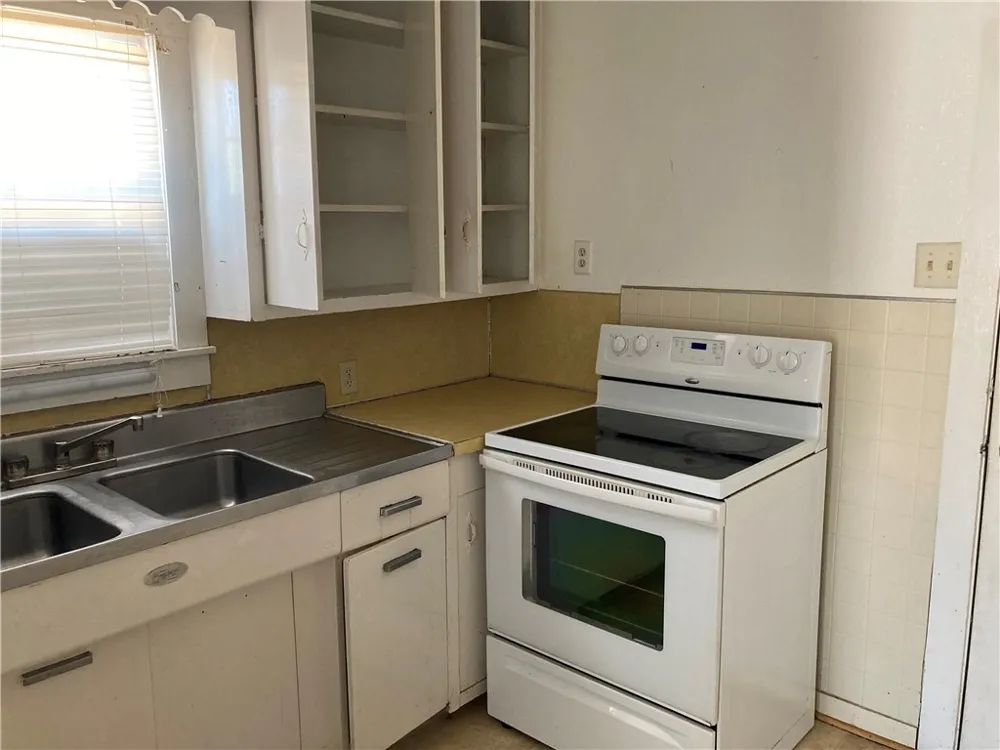 401 E Chapultepec Avenue San Diego, TX 78384