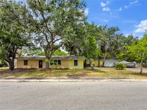 2633 Henrietta Place