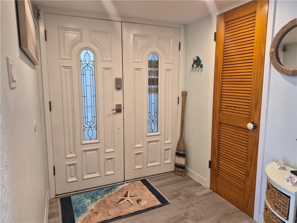 14401 Commodores Drive #211 Corpus Christi, TX 78418