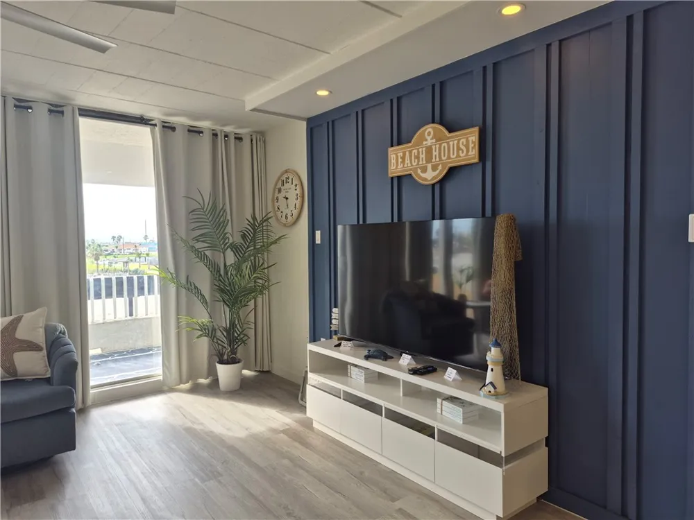 14401 Commodores Drive #211 Corpus Christi, TX 78418