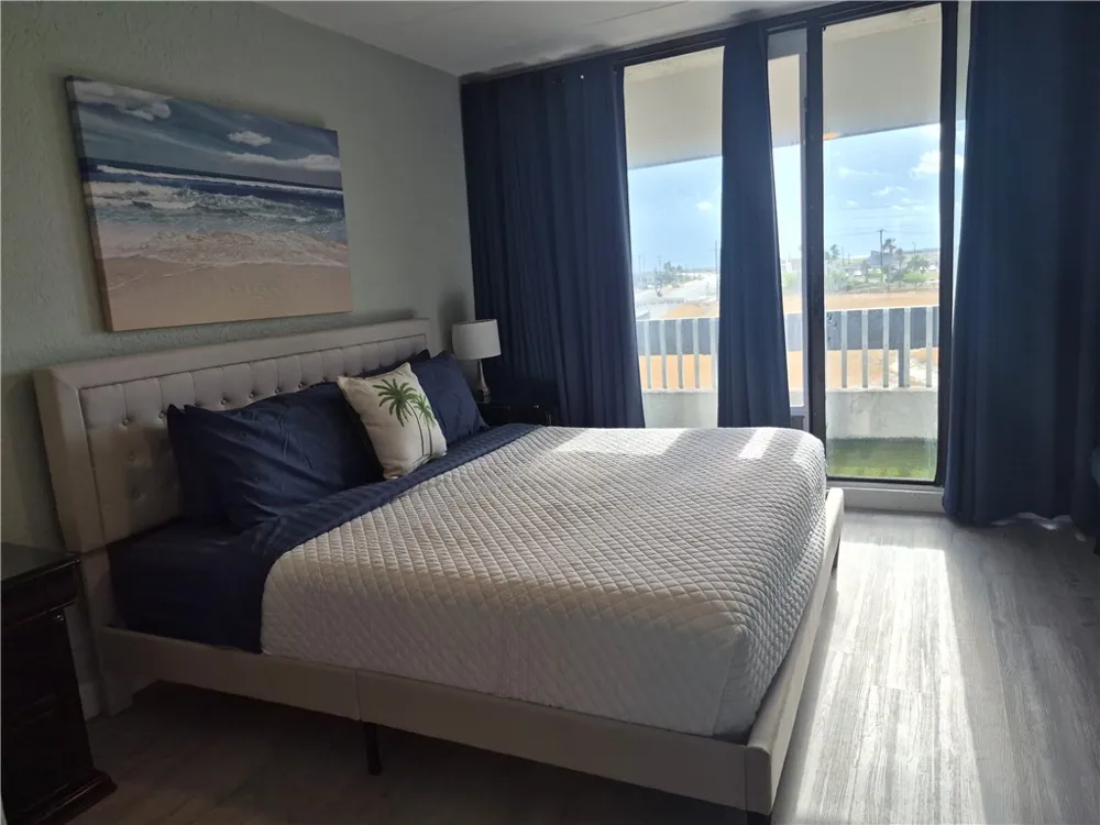 14401 Commodores Drive #211 Corpus Christi, TX 78418