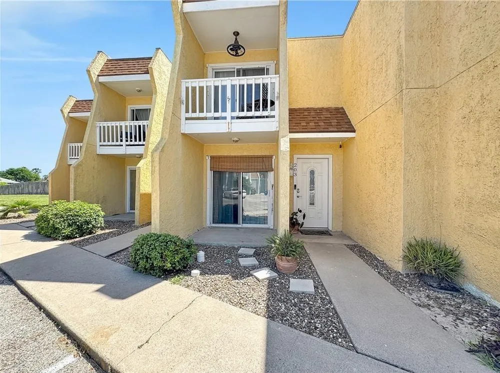 4141 Whiteley Drive #203 Corpus Christi, TX 78418