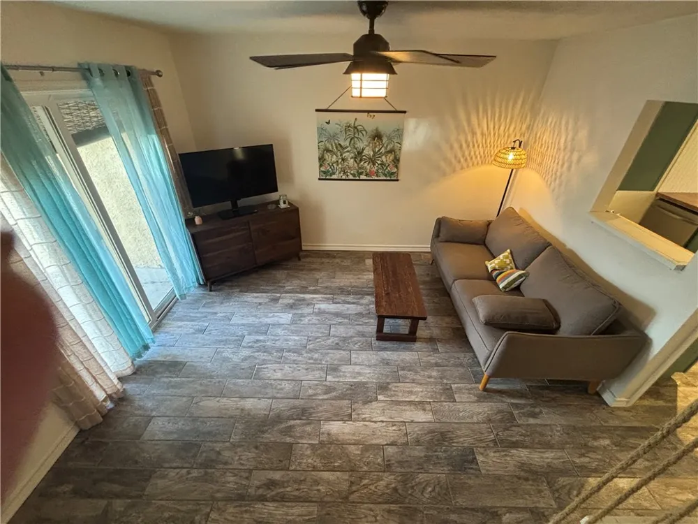 4141 Whiteley Drive #203 Corpus Christi, TX 78418