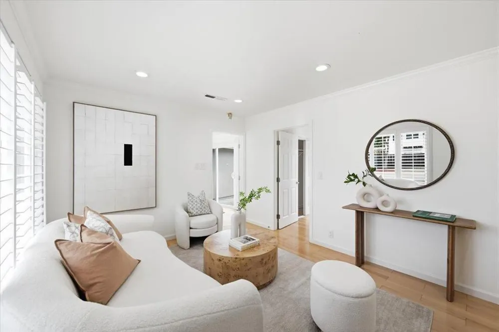 702 Grape Avenue Sunnyvale, CA 94087