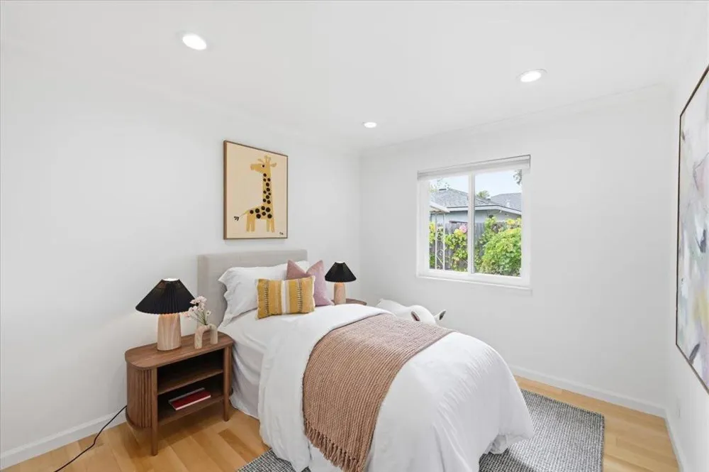 702 Grape Avenue Sunnyvale, CA 94087