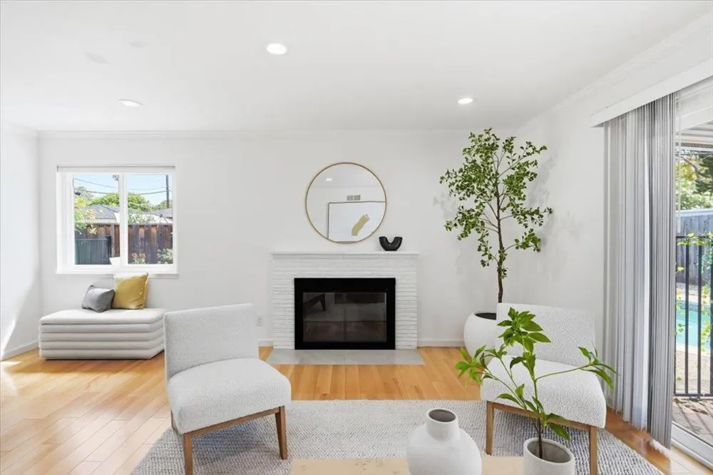 702 Grape Avenue Sunnyvale, CA 94087