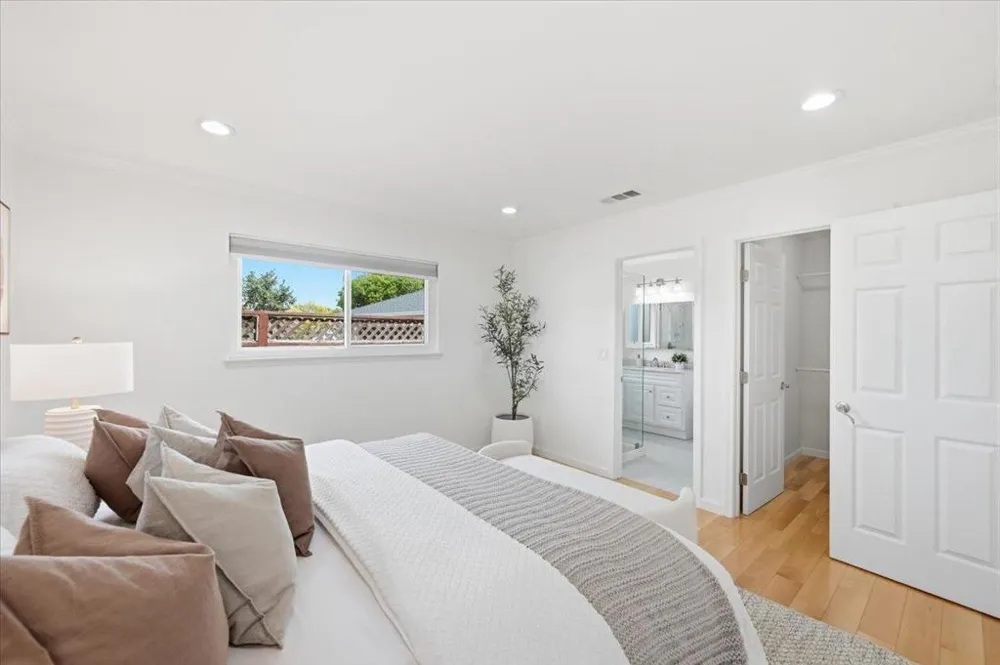 702 Grape Avenue Sunnyvale, CA 94087