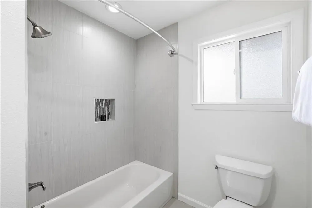 702 Grape Avenue Sunnyvale, CA 94087