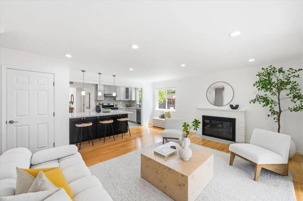 702 Grape Avenue Sunnyvale, CA 94087
