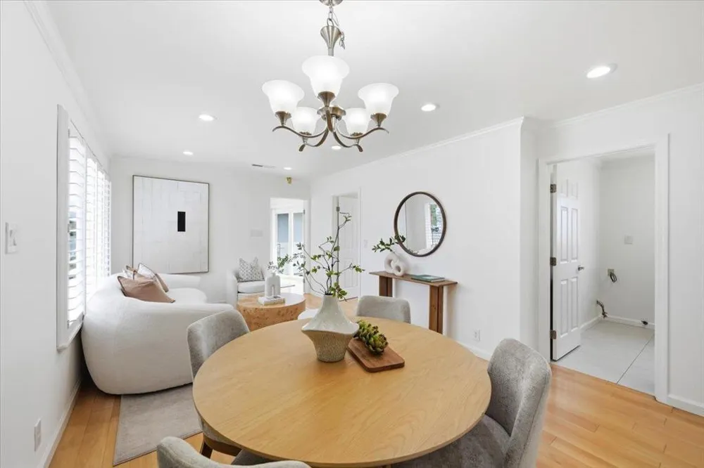 702 Grape Avenue Sunnyvale, CA 94087