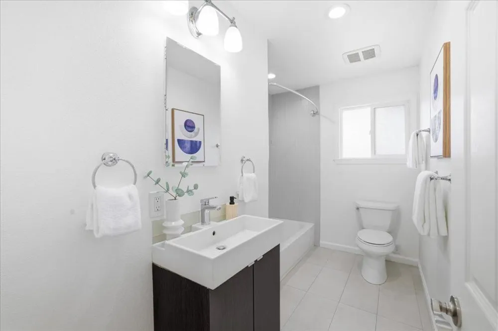 702 Grape Avenue Sunnyvale, CA 94087