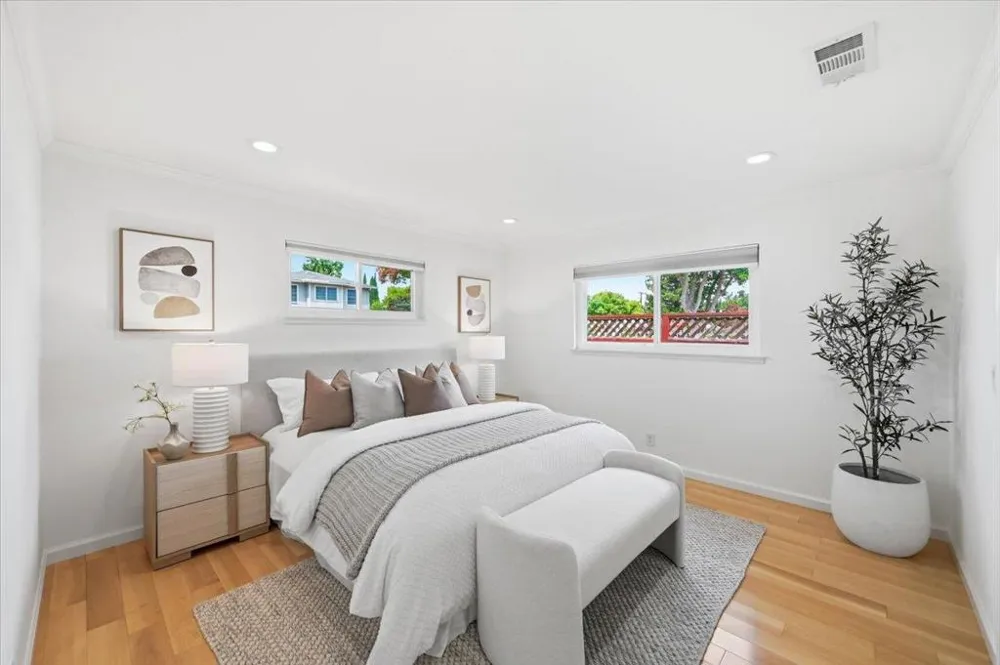 702 Grape Avenue Sunnyvale, CA 94087