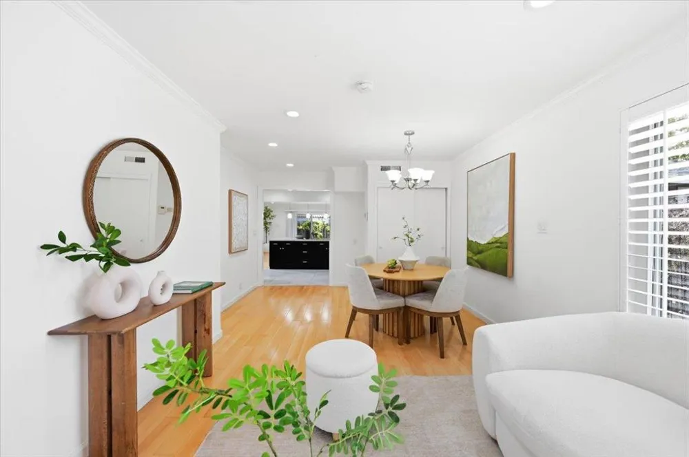 702 Grape Avenue Sunnyvale, CA 94087