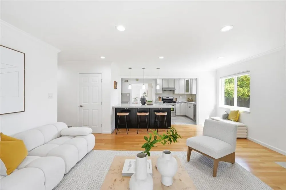 702 Grape Avenue Sunnyvale, CA 94087