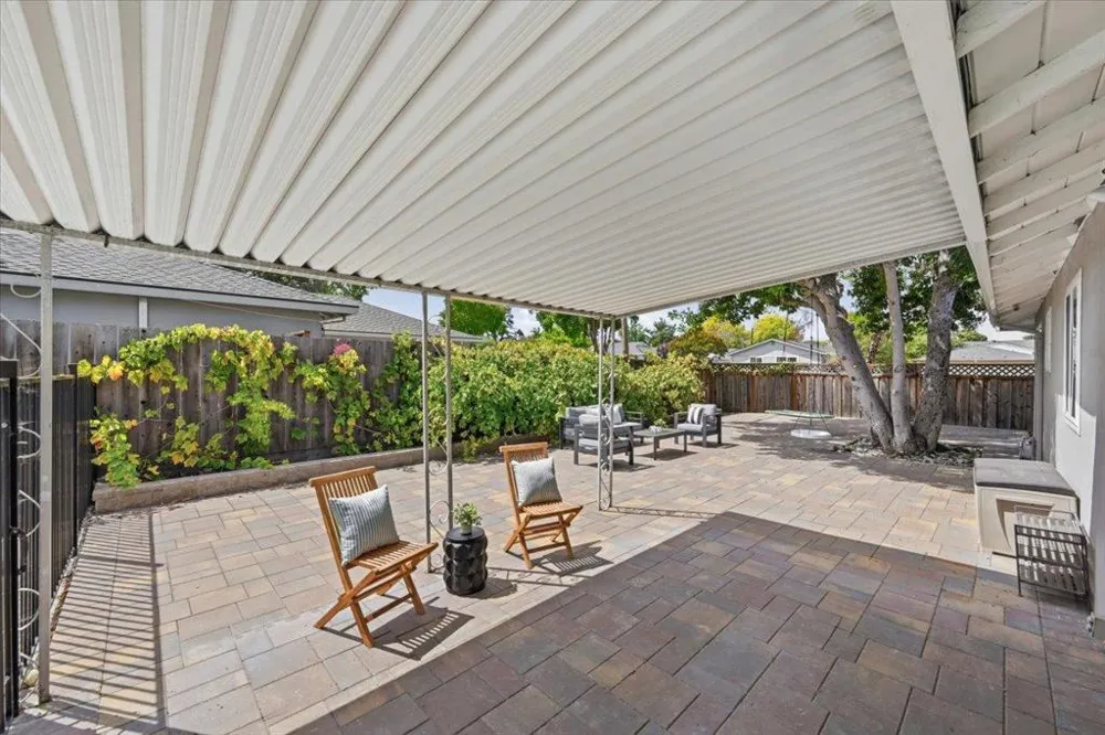 702 Grape Avenue Sunnyvale, CA 94087