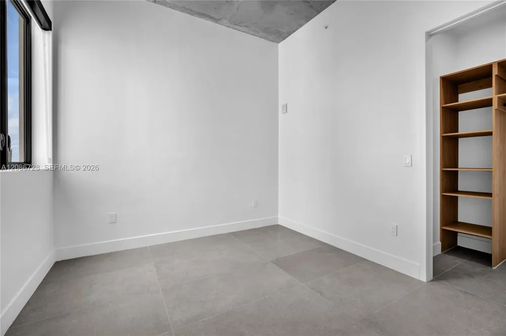 91 NW 27th St #403 Miami, FL 33127