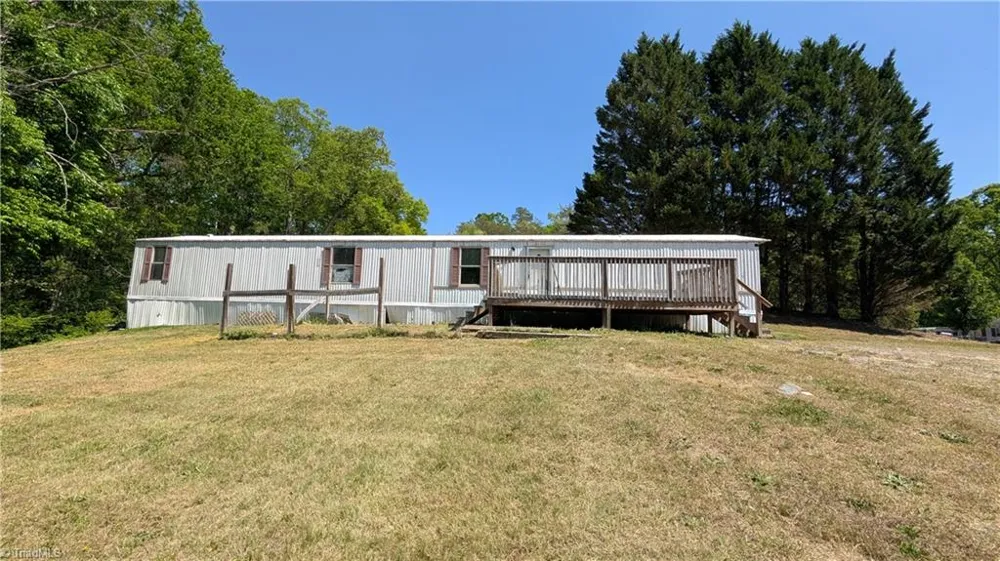 4471 Ben Lane Walkertown, NC 27051