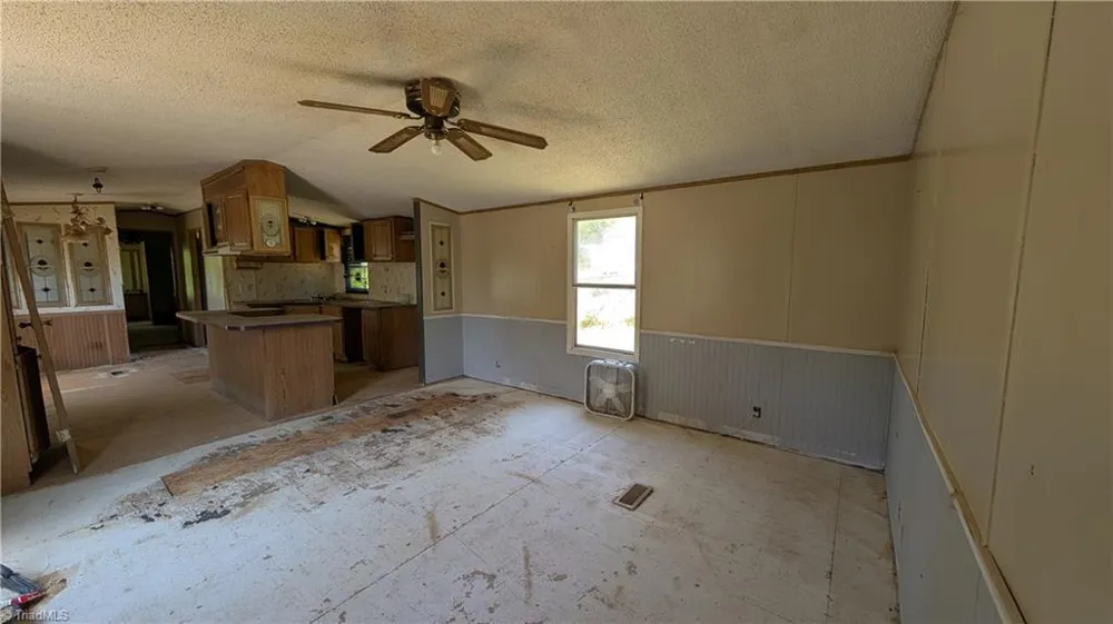 4471 Ben Lane Walkertown, NC 27051