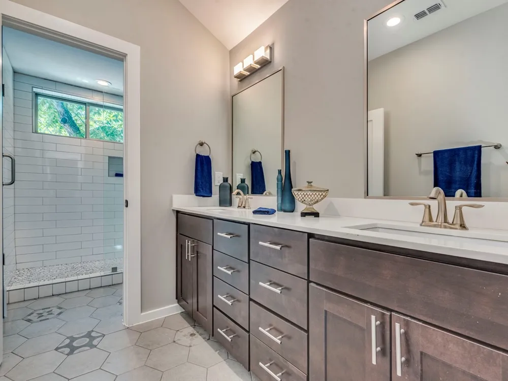 3709 Grayson Lane #A Austin, TX 78722