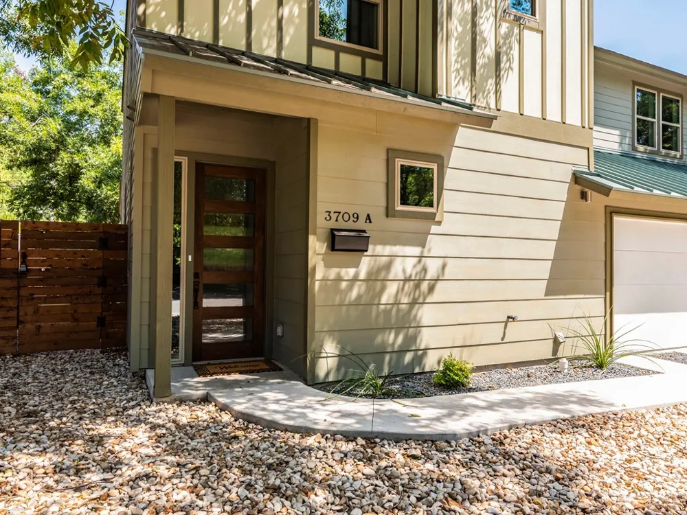 3709 Grayson Lane #A Austin, TX 78722