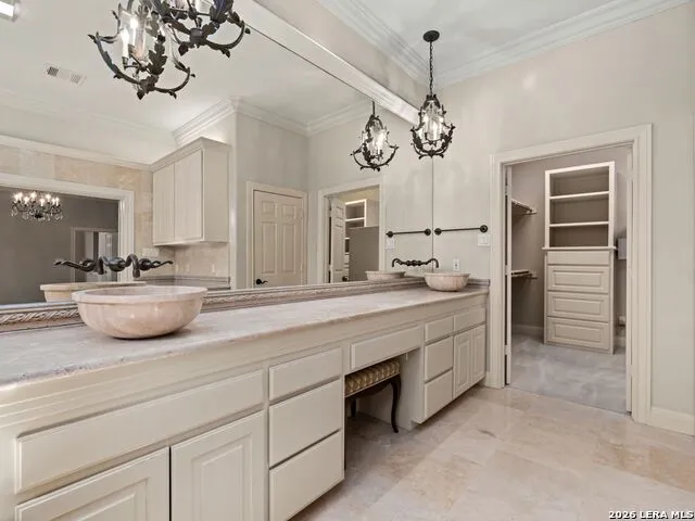 9 Rugby Lane San Antonio, TX 78257