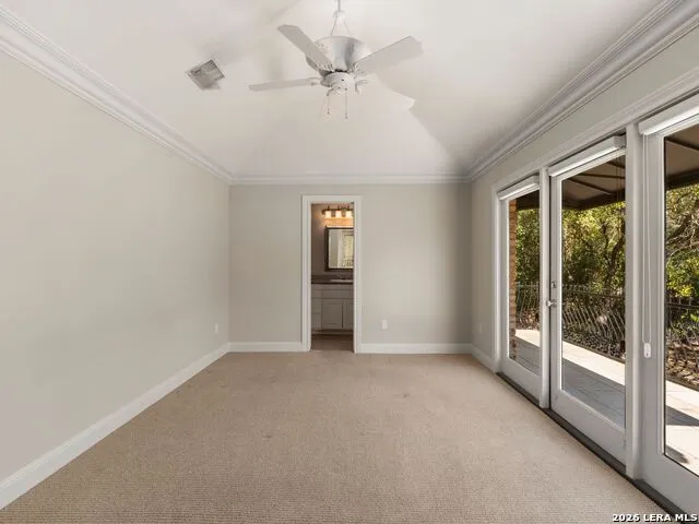 9 Rugby Lane San Antonio, TX 78257