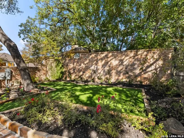 9 Rugby Lane San Antonio, TX 78257