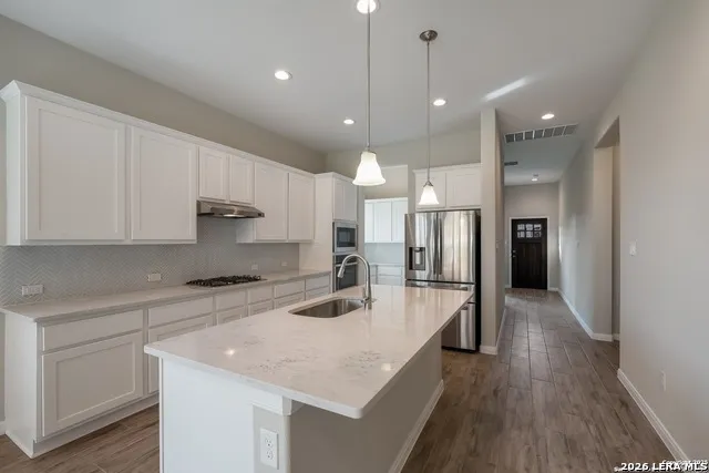 4025 Arena Blanca San Antonio, TX 78261