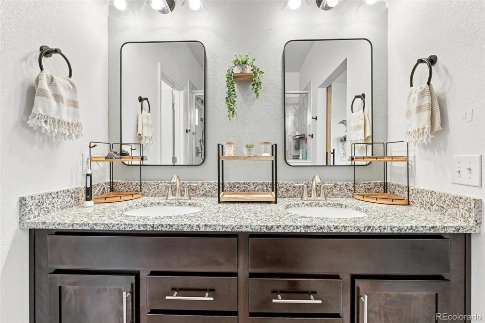 19593 W 93rd Lane #F Arvada, CO 80007