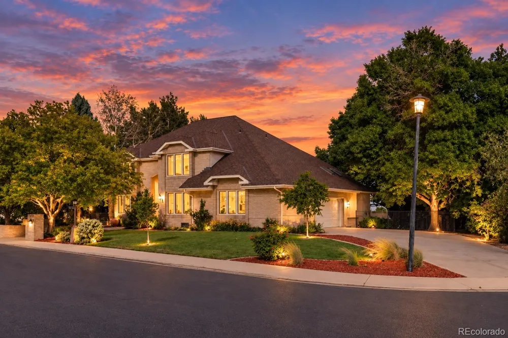 8024 Fox Hill Drive Longmont, CO 80504
