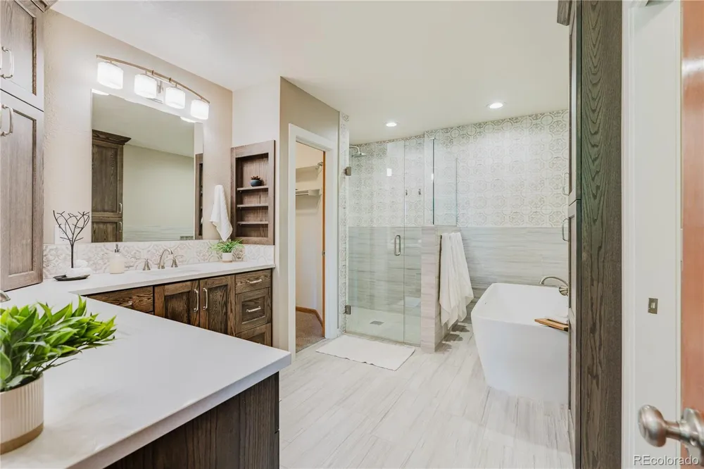 8024 Fox Hill Drive Longmont, CO 80504