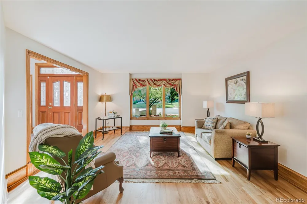 8024 Fox Hill Drive Longmont, CO 80504