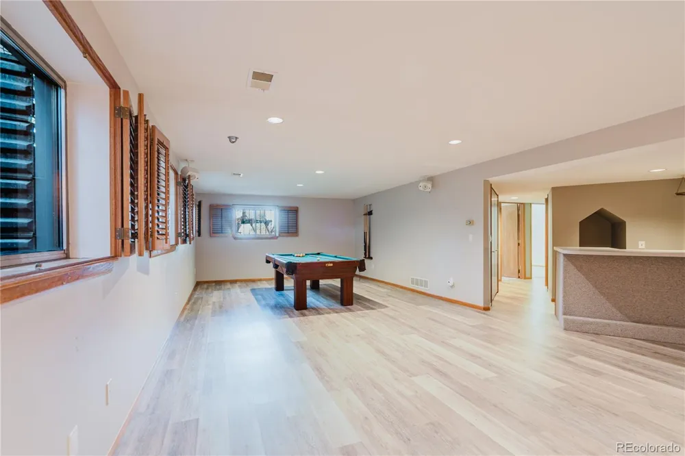 8024 Fox Hill Drive Longmont, CO 80504