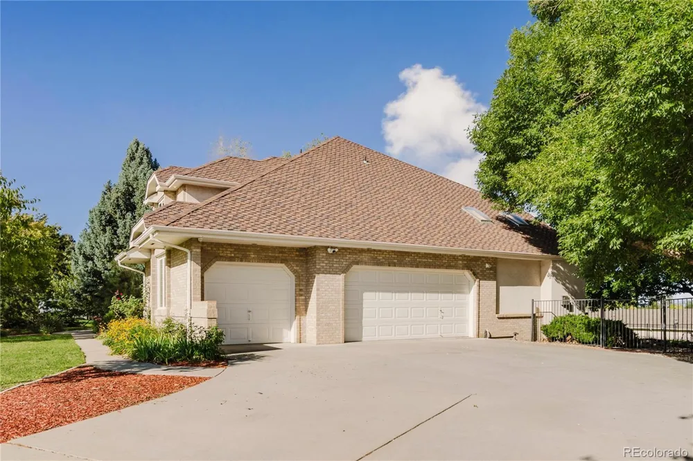 8024 Fox Hill Drive Longmont, CO 80504