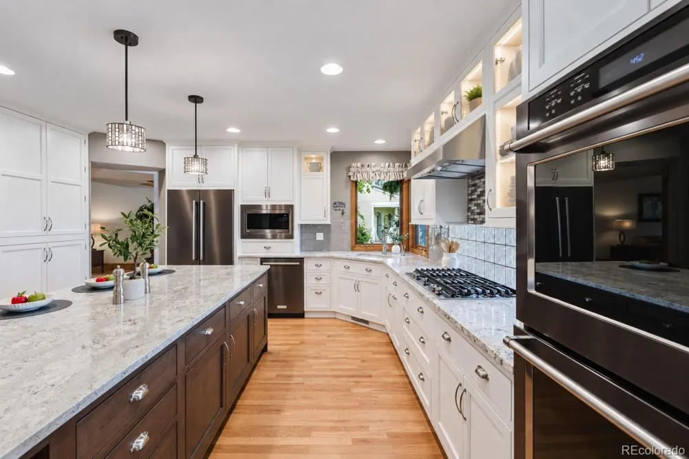 8024 Fox Hill Drive Longmont, CO 80504