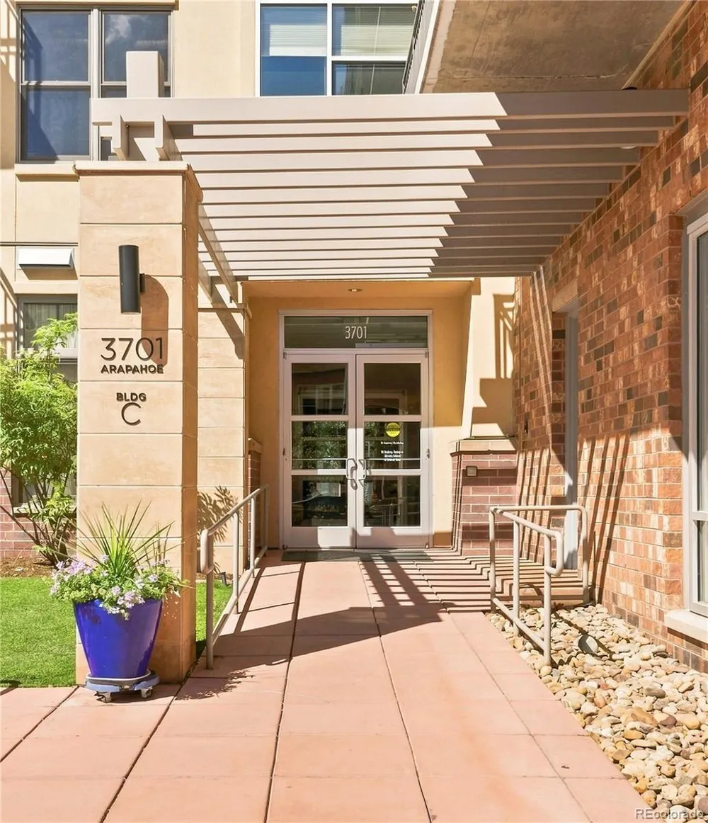 3701 Arapahoe Avenue #402 Boulder, CO 80303