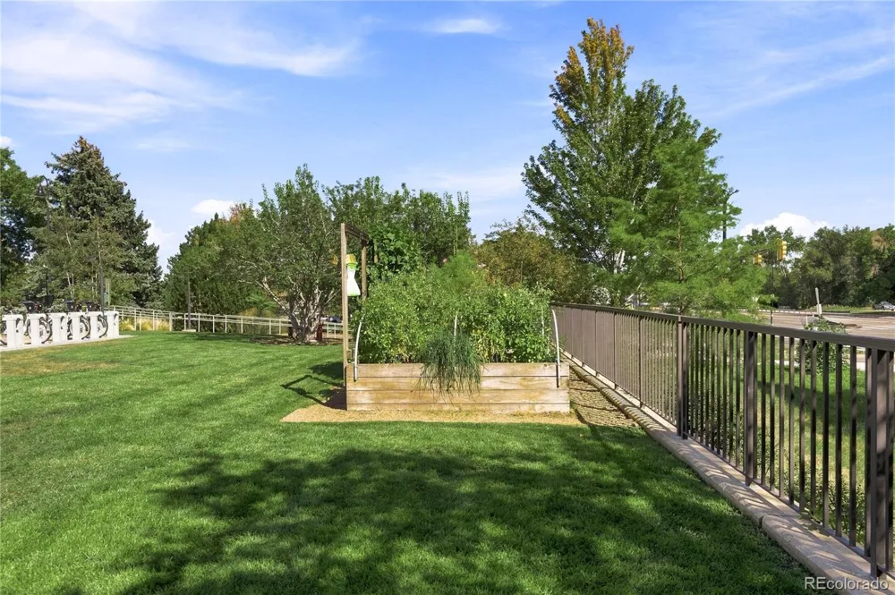 3701 Arapahoe Avenue #402 Boulder, CO 80303