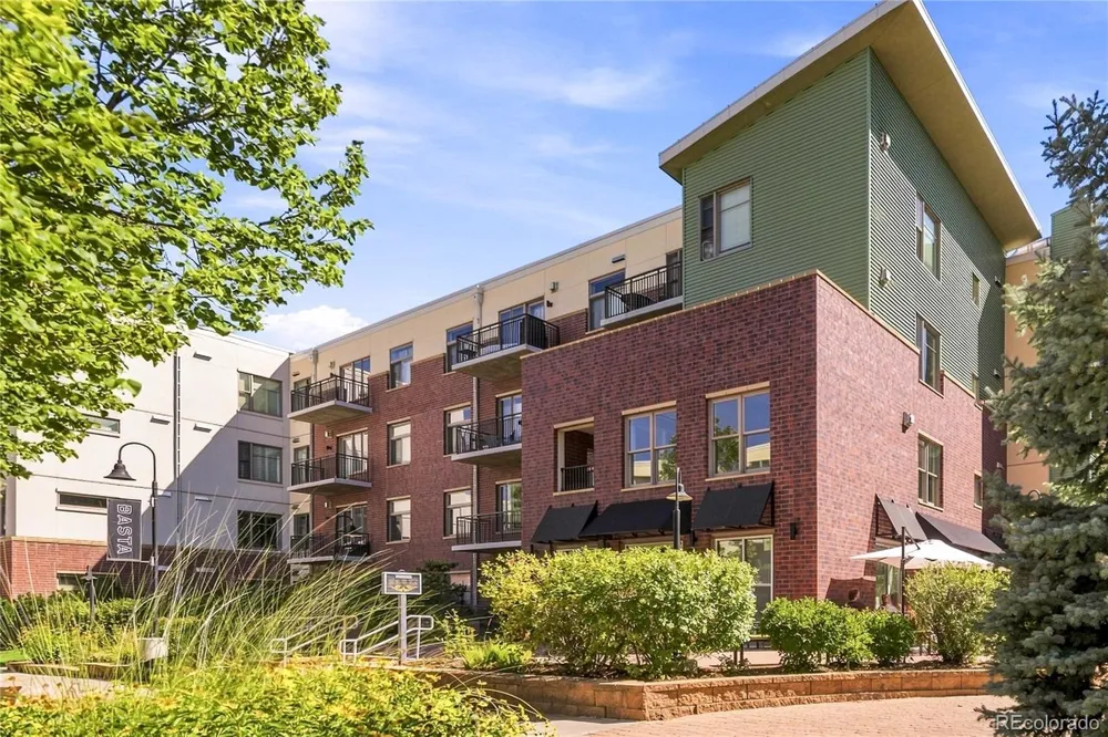 3701 Arapahoe Avenue #402 Boulder, CO 80303