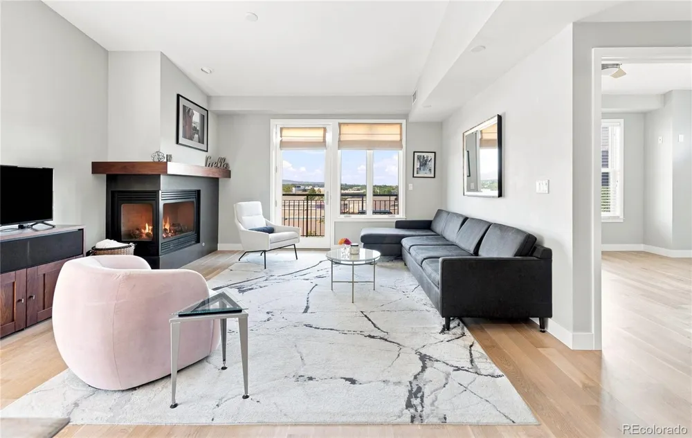 3701 Arapahoe Avenue #402 Boulder, CO 80303