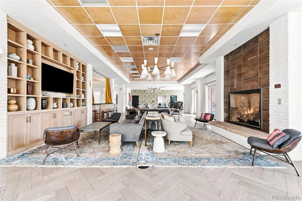 3701 Arapahoe Avenue #402 Boulder, CO 80303