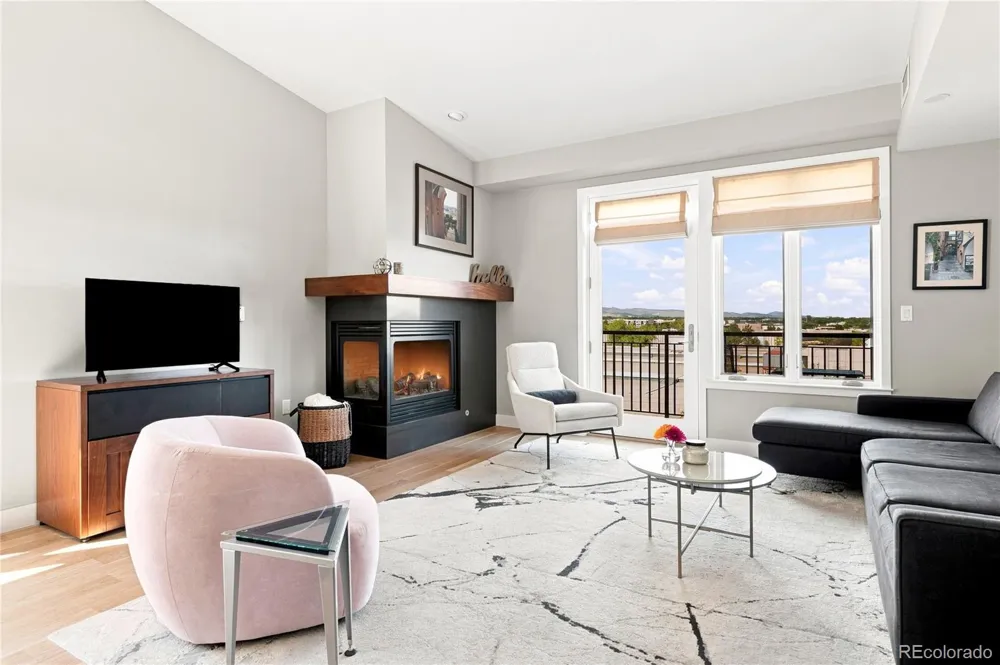 3701 Arapahoe Avenue #402 Boulder, CO 80303