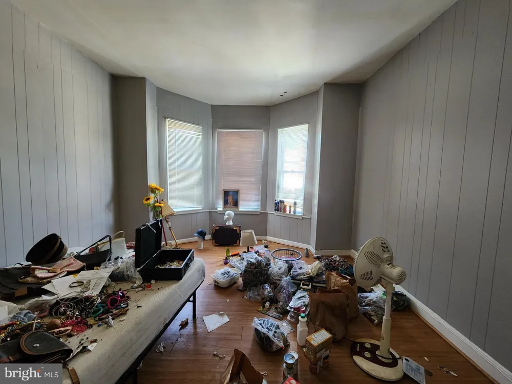 2913 W MOSHER STREET Baltimore, MD 21216